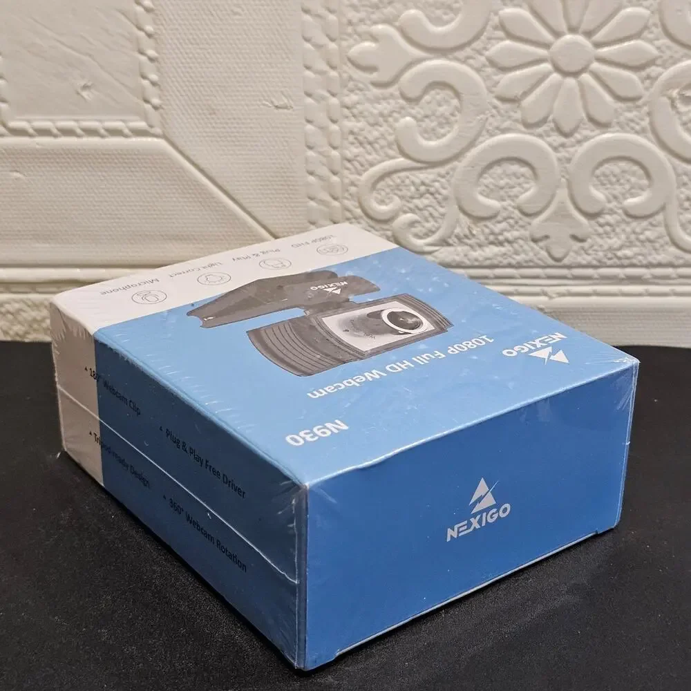 Nexigo 1080p Full HD 30 FPS Webcam ­Clip-on 360° Rotation Built-in Microphone